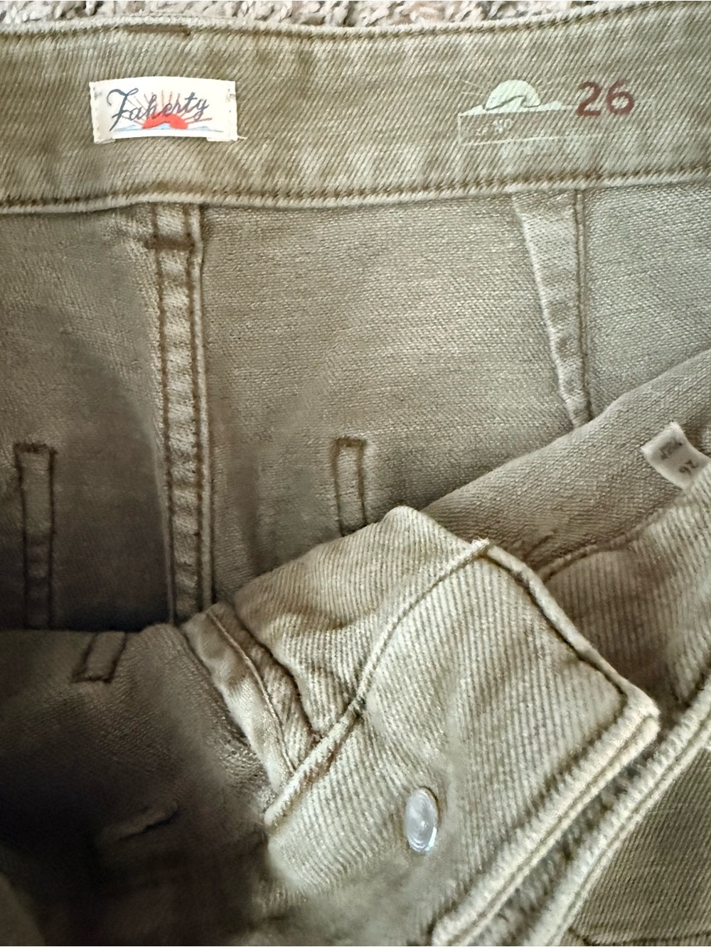 Faherty Stretch Terry Patch Pocket Pant - Island Olive - Size 26 - Picture 3 of 4